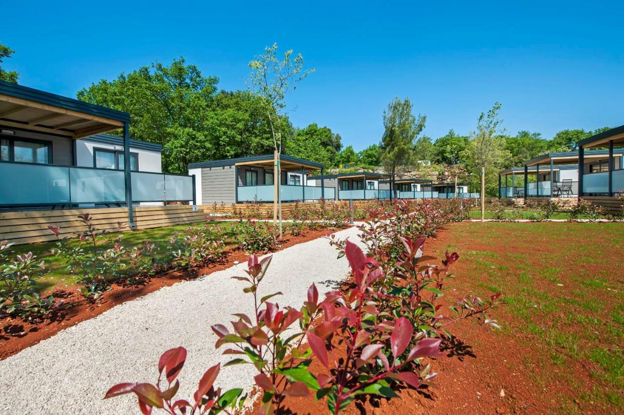 Eurocamp Mobile Homes At Fkk Nudist Campsite Solaris Тар Экстерьер фото